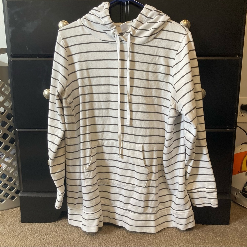 Motherhood Maternity L long top with hood. White with grey stripes.